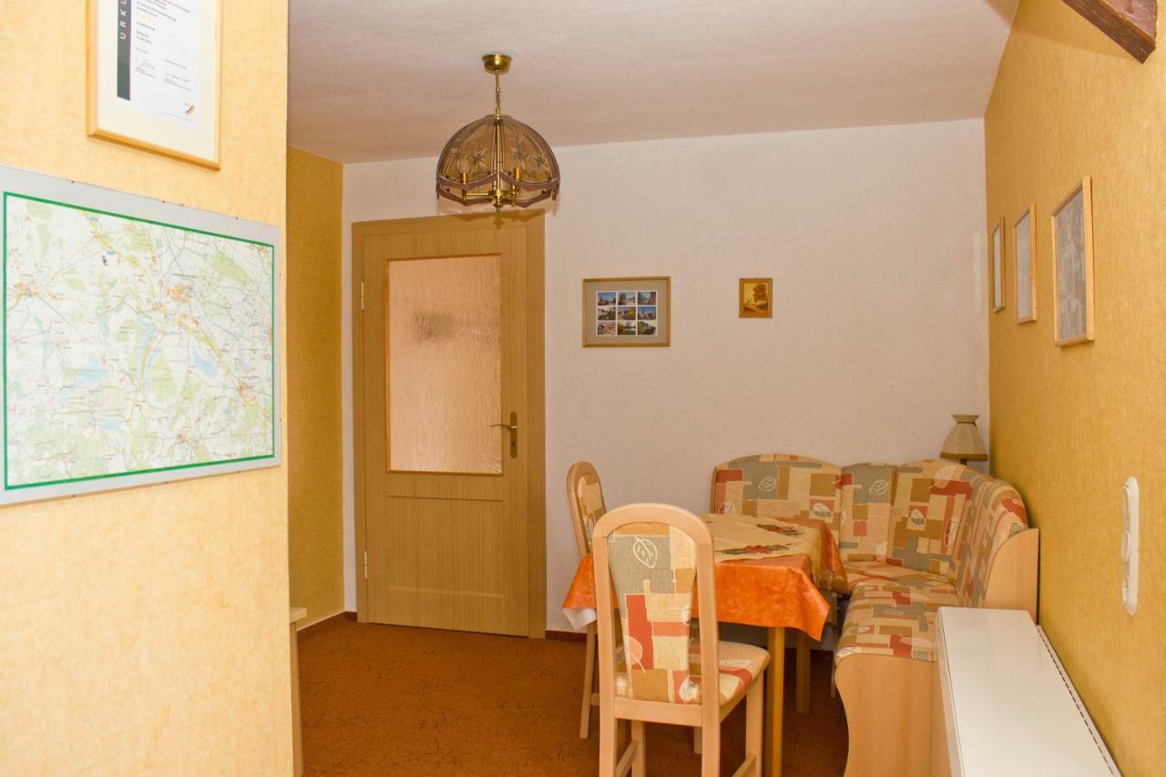 Apartamento Zum Dorfschullehrer Lübbenau Exterior foto