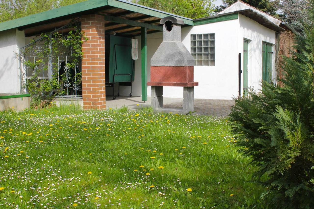 Apartamento Zum Dorfschullehrer Lübbenau Exterior foto